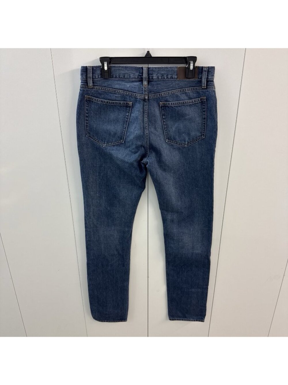 J CREW JEANS MENS 32x34 BLUE THE DRIGGS STRAIGHT LEG WHISKERED DENIM COTTON